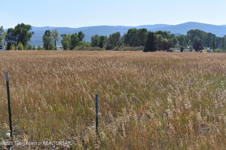 LOT 30 CARIBOU Loop photo 2