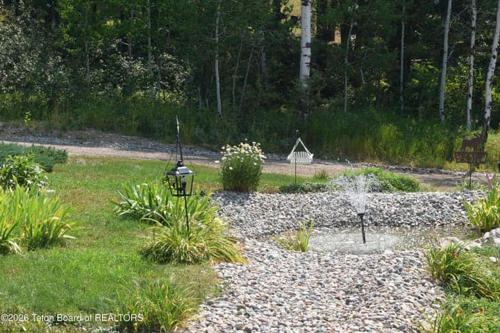 71 REDWOOD Road photo 20