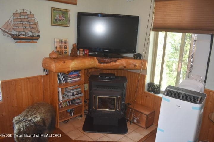 71 REDWOOD Road photo 24