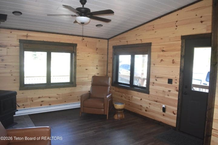 306 PONDEROSA Drive photo 11