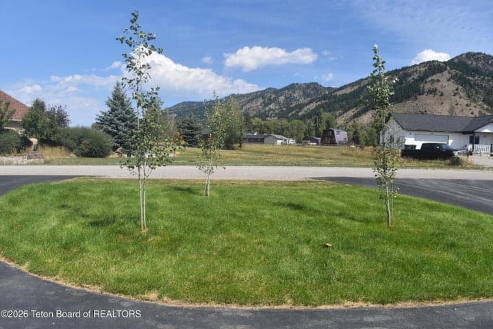306 PONDEROSA Drive photo 6